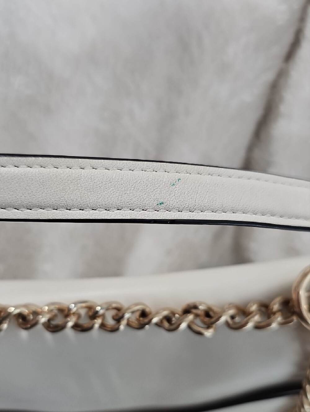 Coach Klare Cream Leather Shoulder Bag with Gold Chain Straps - Picture 11 of 15